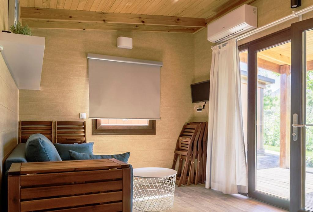 El Arrebol Comfort Camp جاكا المظهر الخارجي الصورة